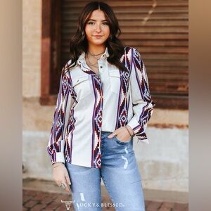 NWT Lucky & Blessed Women's Ivory Aztec Pearl Snap L